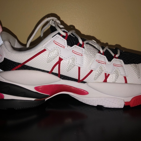 Puma Shoes - Picture 4 of 4